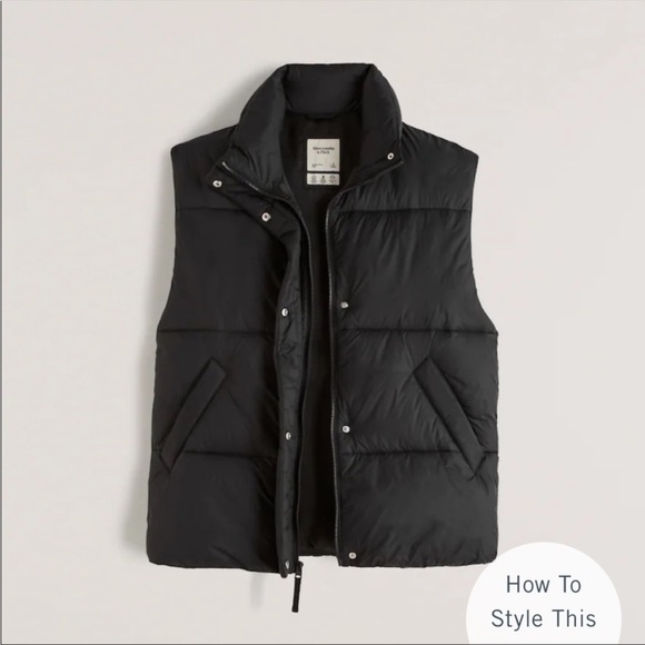 Abercrombie & Fitch Jackets & Blazers - Abercrombie & Fitch Oversized Quilted Puffer Vest in Black